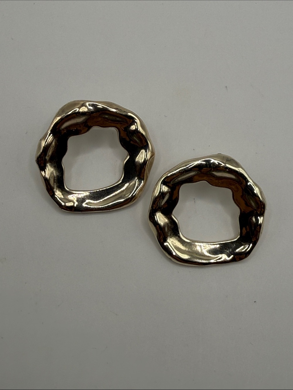Vintage Gold Tone Textured Circle Stud Dangle Drop Statement Earrings